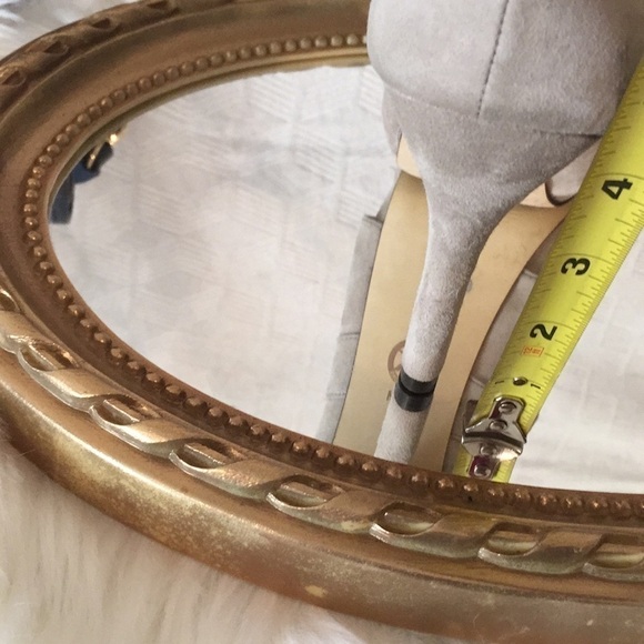 Michael Kors Criss Cross open Toe Pumps - Picture 8 of 10